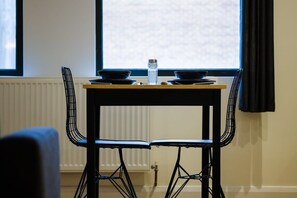 Dining - Hotwells apartments flat 1 - Hopewell (Bristol)
