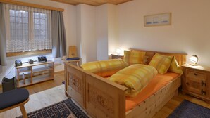Room - Vi 338a, (Scuol) by Interhome (Scuol)