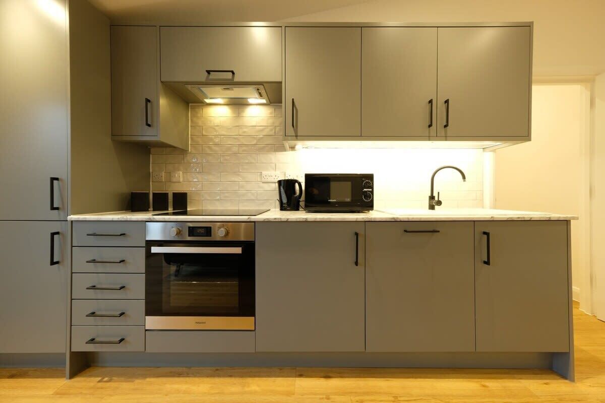 Fridge, microwave, oven, dishwasher