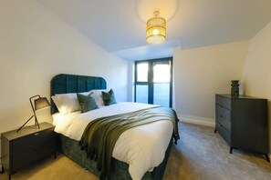 2 bedrooms, iron/ironing board, WiFi, bed sheets - Hotwells apartments flat 7- Hopewell (Bristol)