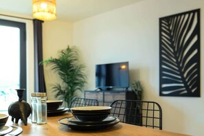 Dining - Hotwells apartments flat 8- Hopewell (Bristol)