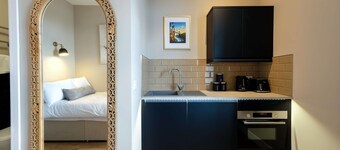 The Willow Studios - Flat 3