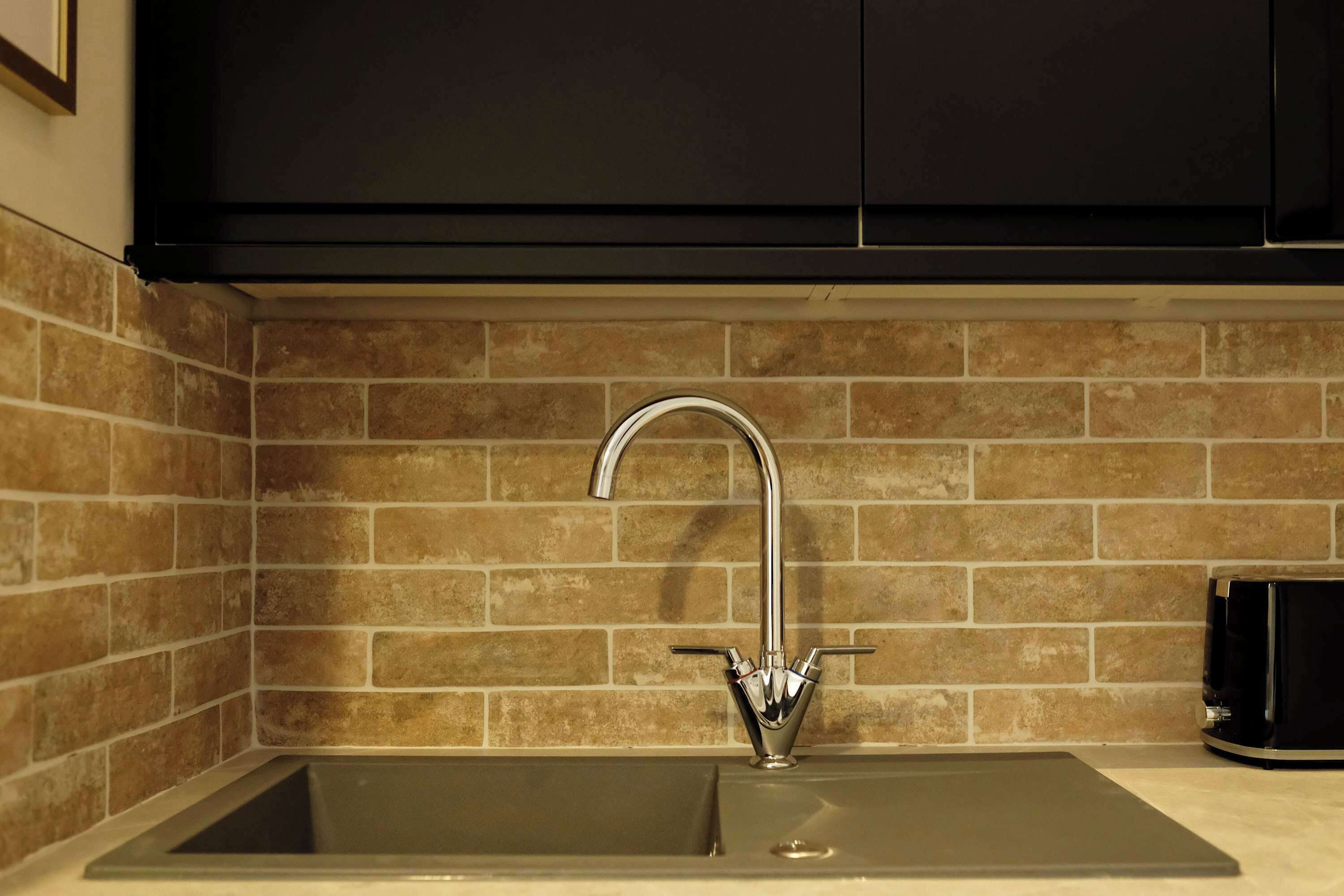 Fridge, oven, stovetop
