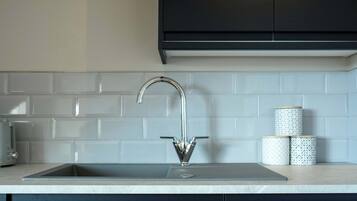 Fridge, oven