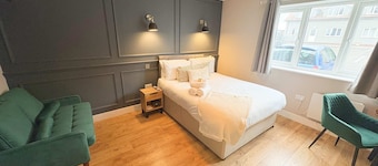 The Willow - Studio 20