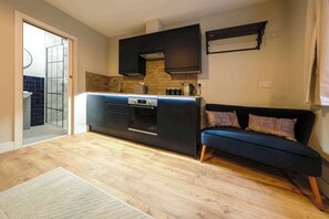 Private kitchen - The Willow - Studio 28 (Patchway)