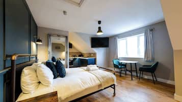 WiFi, bed sheets