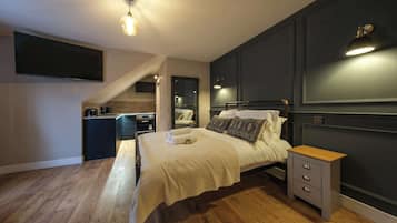 WiFi, bed sheets