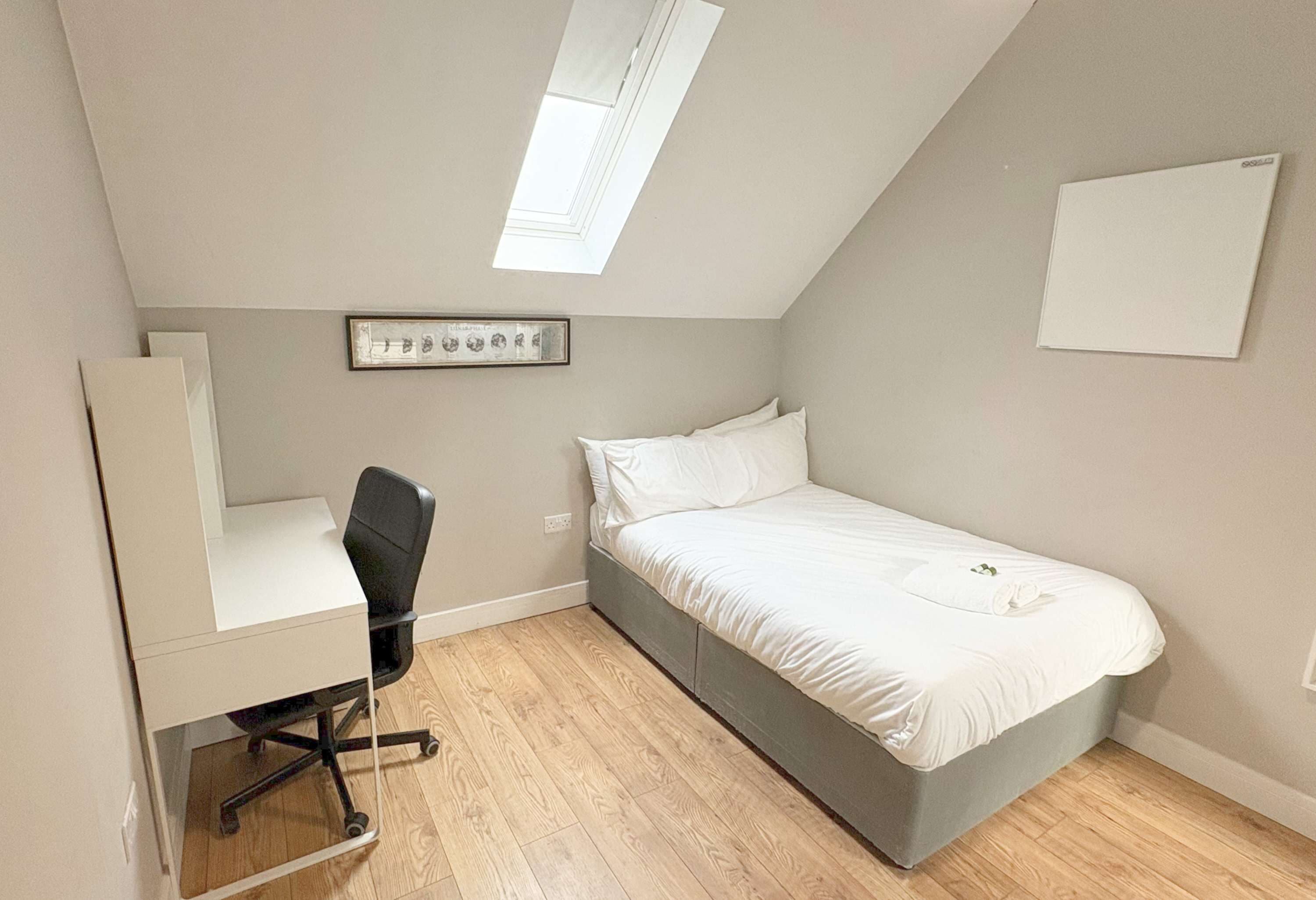 4 bedrooms, WiFi, bed sheets
