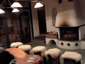 Interior - CHASA VEGLIA, (Sent) by Interhome (Sent)