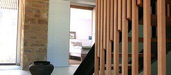 Large architect-designed house 200m from beach and water sports center