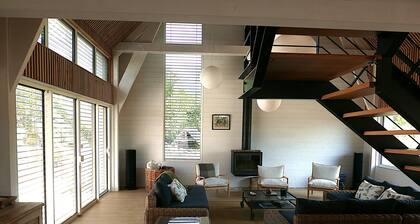 Grande maison d'architecte à 200m de la plage et de la base nautique