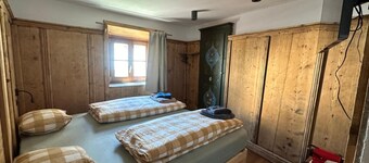 CHASA VEGLIA, (Sent) by Interhome