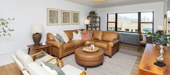 Spacious Story City Retreat Prime Location
