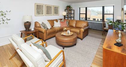 Spacious Story City Retreat Prime Location