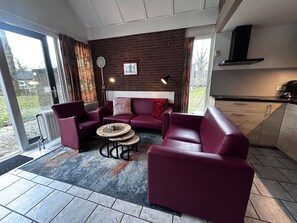 TV - Bungalowpark Simpelveld - Delta 112 by Interhome (Simpelveld)