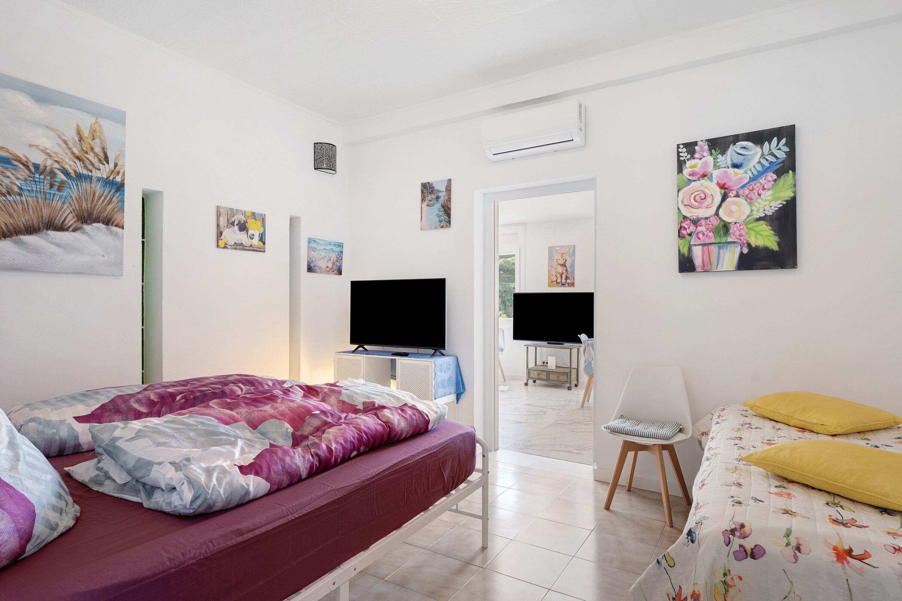 3 bedrooms, WiFi, bed sheets