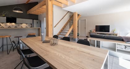 Grand Gîte Les Hangars: South-Facing Terrace, 4 Bedrooms, Sauna & Whirlpool – Beds Made, Cleaning Included