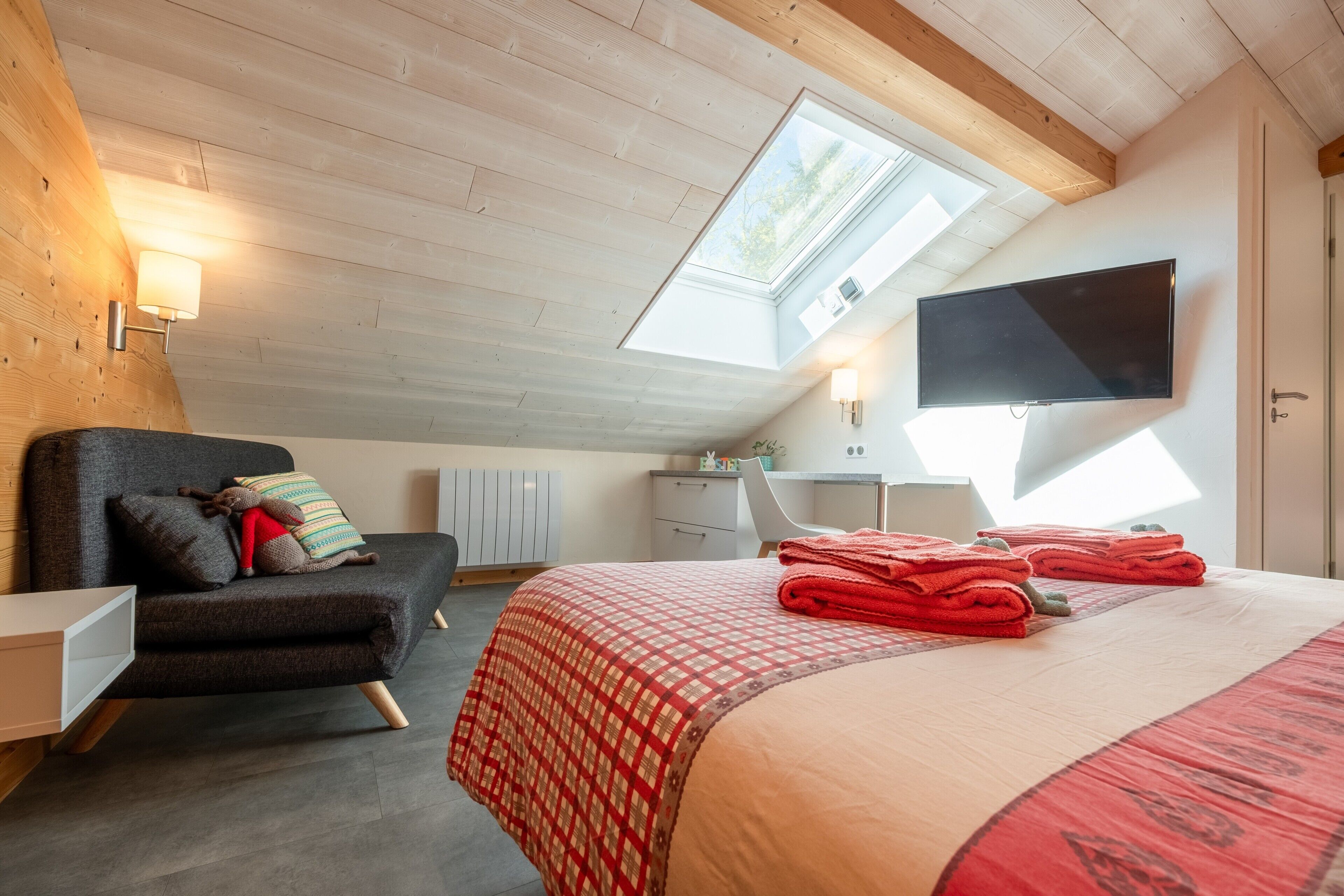 1 chambre, fer et planche à repasser, Wi-Fi, draps fournis
