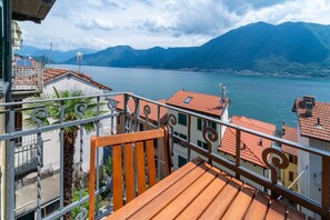 Apartamento, 1 quarto, sacada, vista para o lago | Sacada