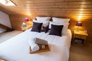 3 dormitorios, tabla de planchar con plancha, wifi y ropa de cama