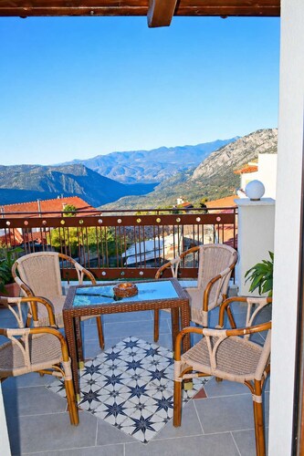 Arachova Boka's House with Breathtaking Views