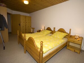 1 bedroom - Wohnung Lippmeyer, (Splügen). by Interhome (Splügen)