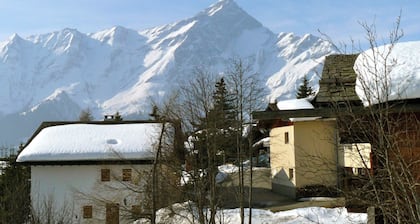 Haus Maran, (Oberurmein). by Interhome