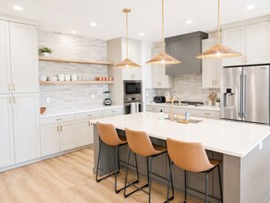 Fridge, microwave, oven, stovetop - Coral Canyon Retreat at The Isle |Amenity Front! (Washington)