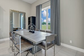 Dining - Elevated Luxe Condo near Disney with Resort & Waterpark Access - B42-247 (Kissimmee)