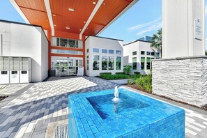 Terrace/patio - Elevated Luxe Condo near Disney with Resort & Waterpark Access - B42-247 (Kissimmee)