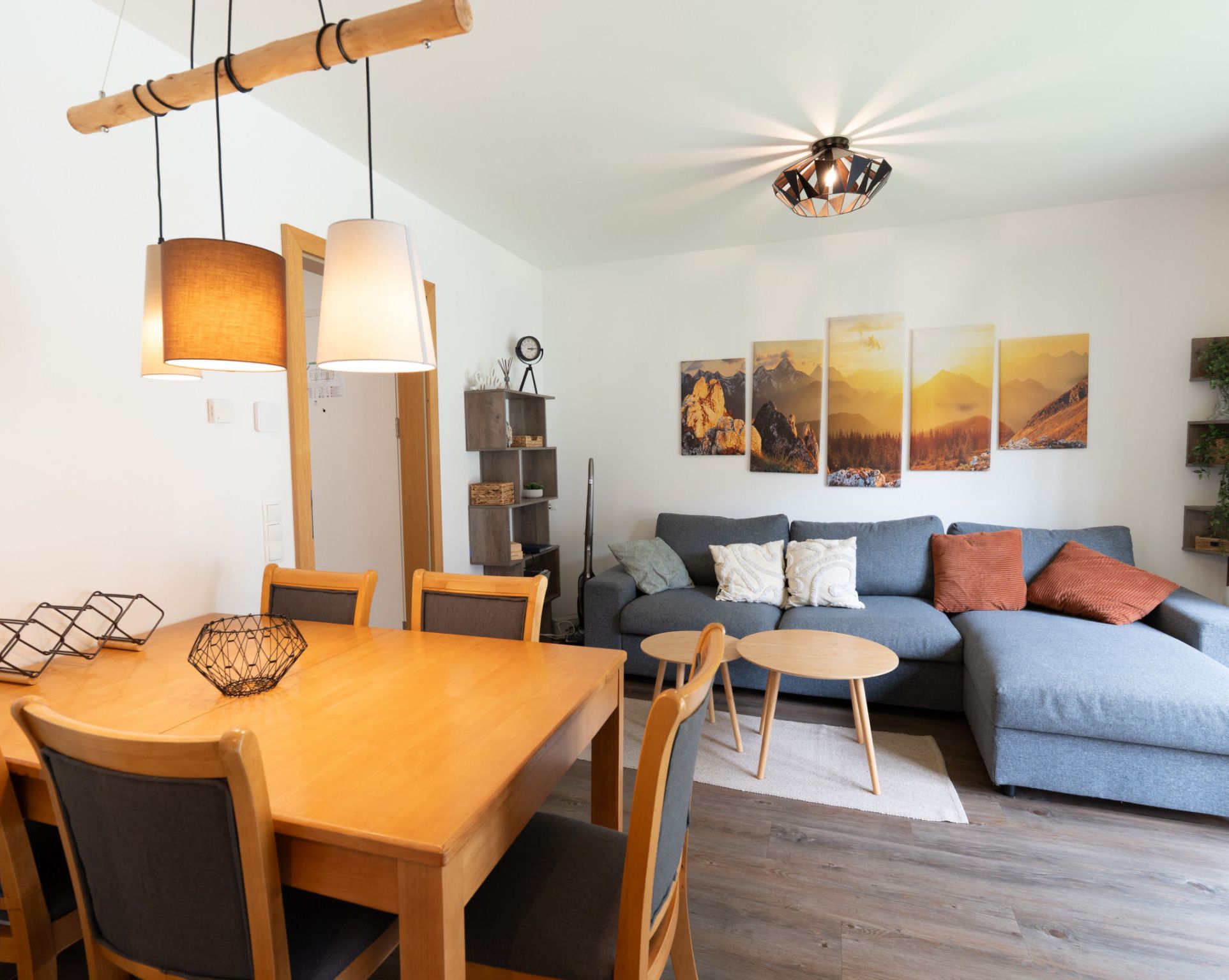 Kitchen / Dining Room
