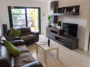 Living area - VILLA LEONARD by Interhome (Playa Blanca)