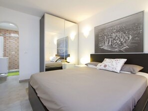 Unclassified image, 5 of 22, button - PLAYA FLAMINGO B by Interhome (Playa Blanca)