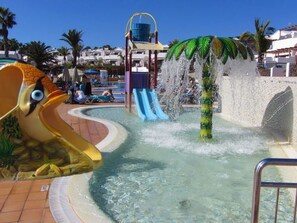 Unclassified image, 2 of 22, button - PLAYA FLAMINGO B by Interhome (Playa Blanca)