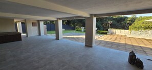 Terrace/patio - Fantastic 4-bedroom house in pleasant Gillitts for your getaway (Gillitts)