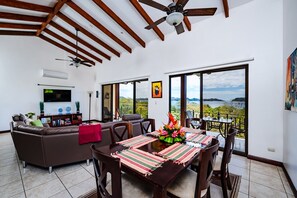 Interior - Ocean-View Townhouse | Pool | Walk to Playa Prieta – Villas Catalina 15 (Potrero)