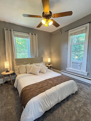 1 bedroom, internet, bed sheets