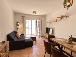 TV - Azahara En Suite by Casasol by Interhome (Nerja)
