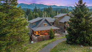 Exterior - 3BR Golf, Mtn View, Chefs Kitch, Hike Bike Spa Golf (Cle Elum)
