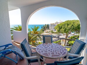 Outdoor dining - Verdemar Seadream by Casasol by Interhome (Nerja)