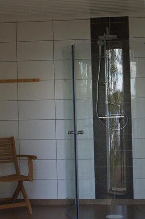 Bathroom - Gemütliches Holzhaus Udden mit eigenem Boot by Interhome (Sexdrega)