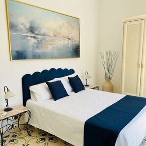Individually decorated, free WiFi, bed sheets - De Vivo Realty - The Colombo Positano (Positano)