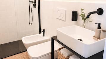 Apartemen Mewah, pemandangan kota | Kamar mandi