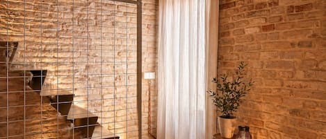 Luxury Apartment, City View | Interior