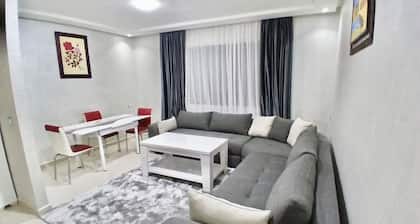 F4 luxury & family, New & Quiet, beach 10 min