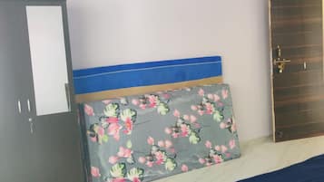 2 bedrooms, WiFi, wheelchair access