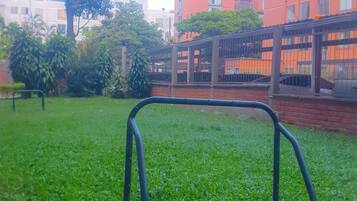 Room, 1 Bedroom | Property grounds