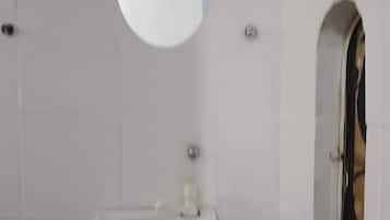 Chambre Double ou avec lits jumeaux | Salle de bain