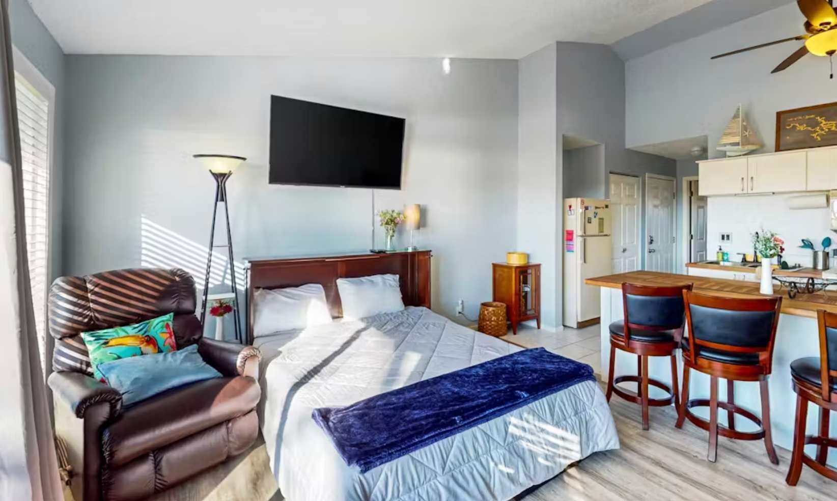 1 bedroom, WiFi, bed sheets